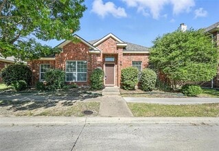 Building Photo - 3632 Vista Verde Tr