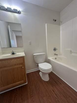 Foto del edificio - 121 Simmental Ln