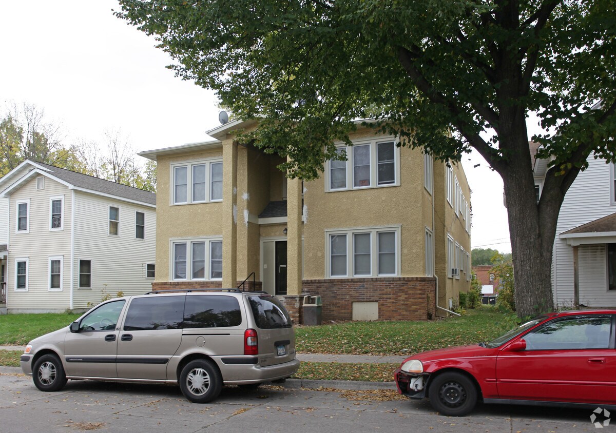 Building Photo - 1405-1407 21st Ave N