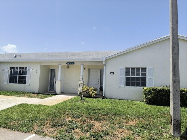 Foto del edificio - 21250 NE 9th Ct