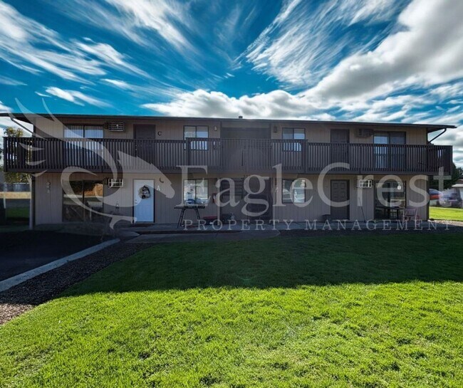 Building Photo - 320NEC