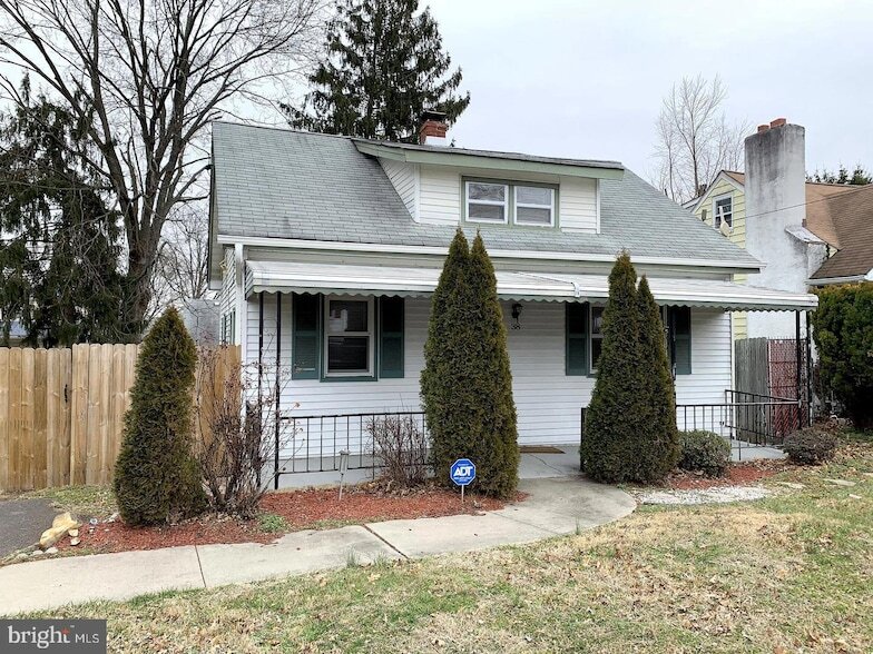 Foto principal - 38 Hazelhurst Ave