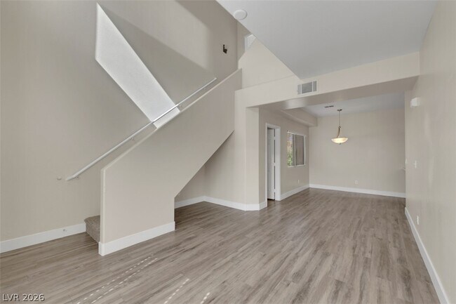 Foto del edificio - 503 Lost Eagle Way