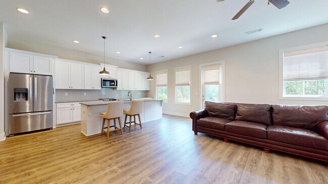 Foto del edificio - Owens Crossing Townhome