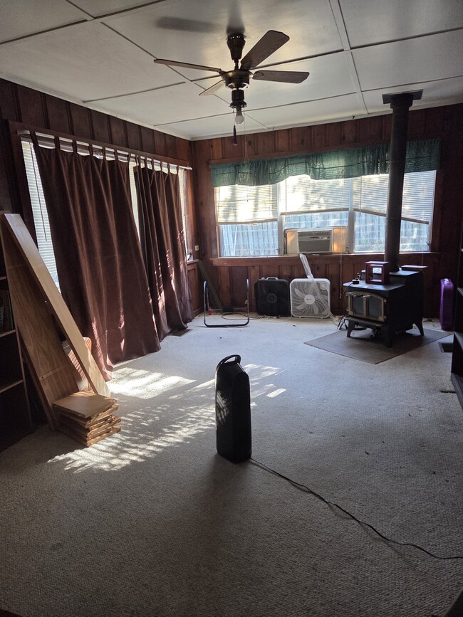 Building Photo - 207 Herbert St