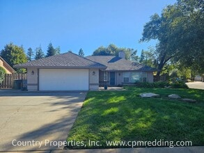 Building Photo - 2323 Castlewood Dr