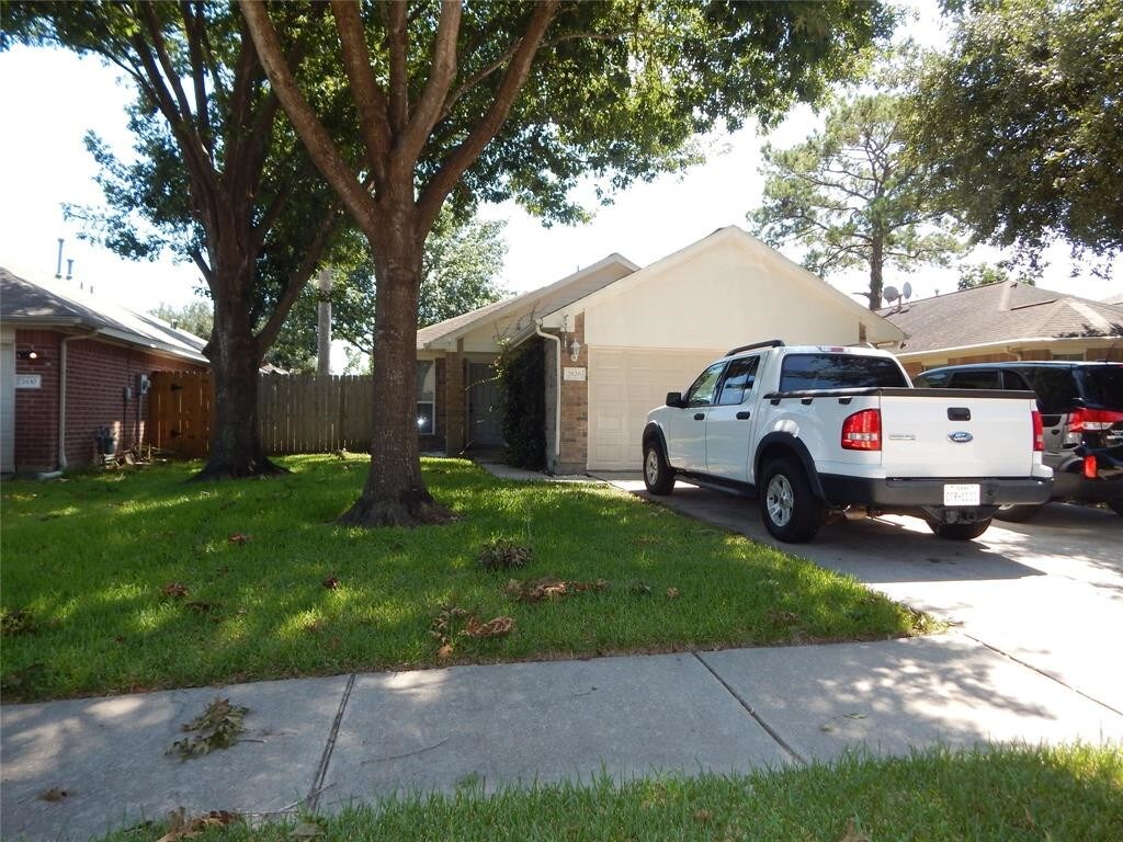 Primary Photo - 2626 Autumn Springs Ln