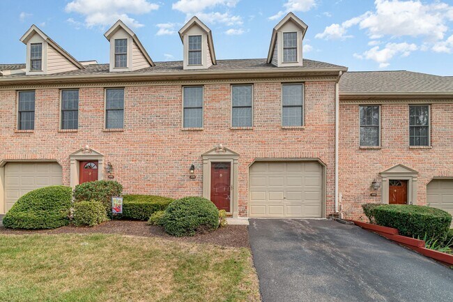 Foto del edificio - 1484 Timber Brook Dr