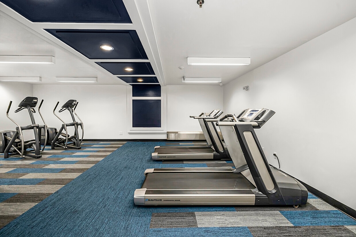 Barkley Towers Apartments 955 Warwick Dr Burlington, ON