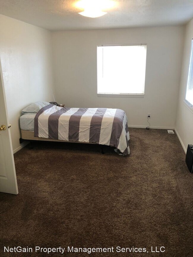 Foto del edificio - 264 E Cobblecreek Dr
