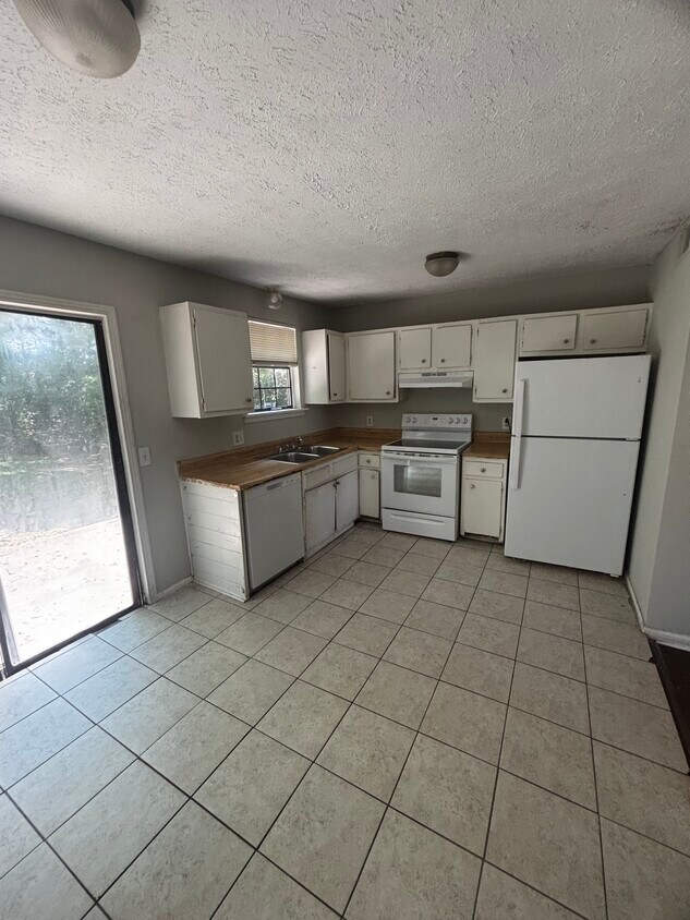 Foto principal - 286 Plus Park Blvd