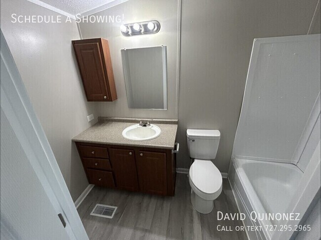 Building Photo - 234 N Blackwood Dr