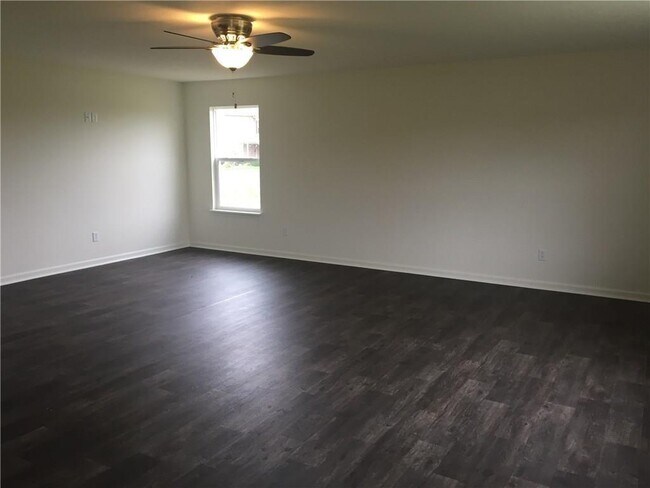 Building Photo - 3027 Arrowroot Ln