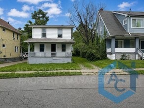 Building Photo - 3445 E 146th St