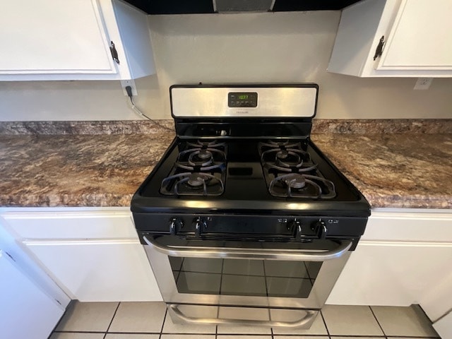 Built in stove - 101 E Olive Ave