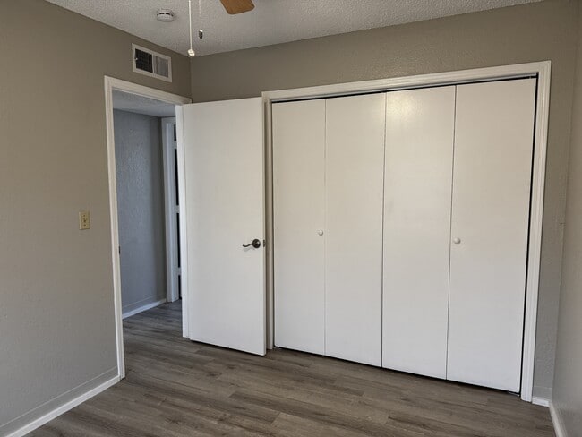Building Photo - 13340 Horizon Blvd