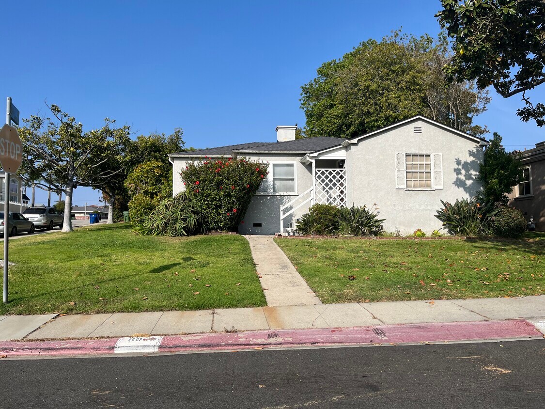 Front Door - 8000 Chase Ave