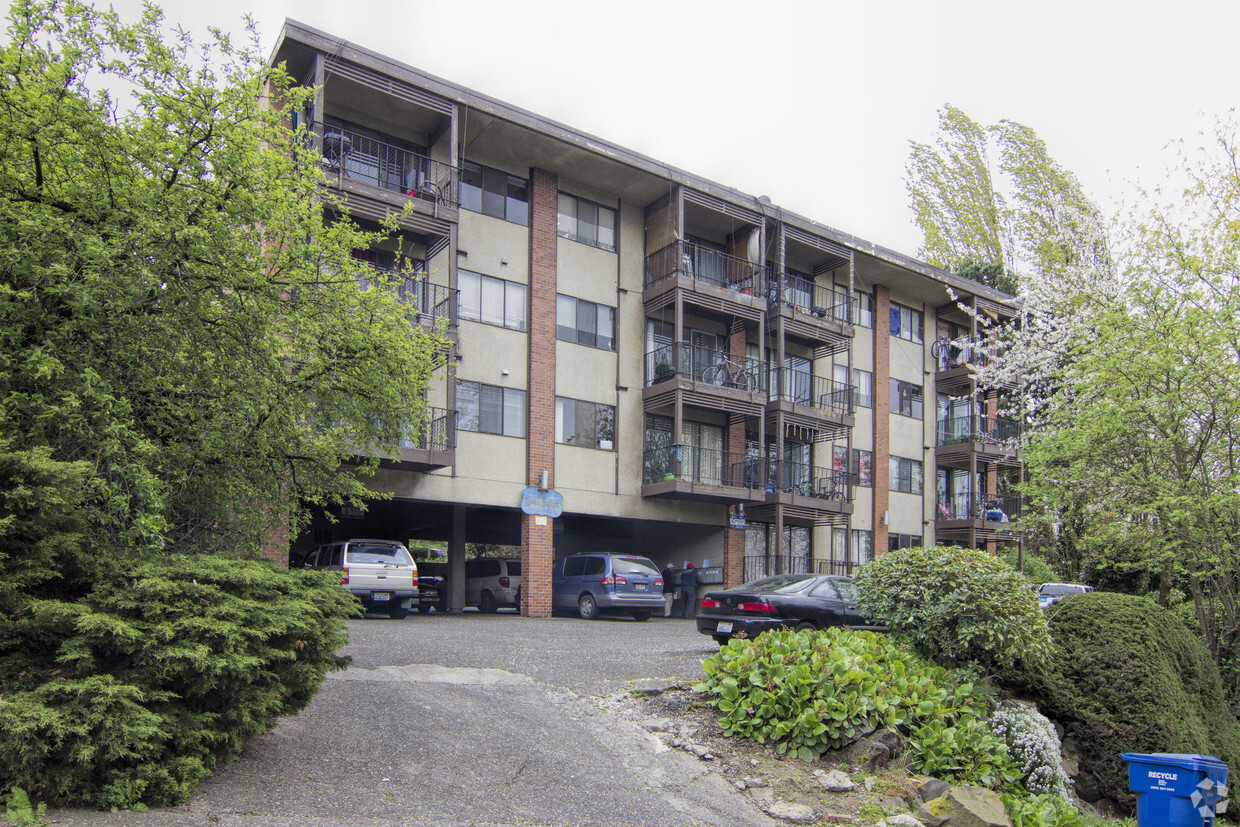 Primary Photo - Beacon View Apartments