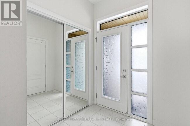 Building Photo - 516 Prominence Way