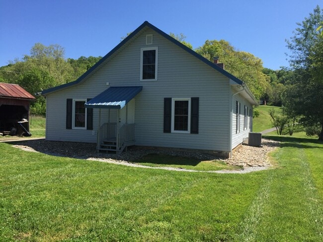 Foto del edificio - Remodeled Farm Home in Morristown 2 Bed + ...