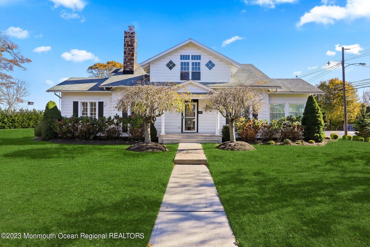 Foto principal - 449 Westwood Ave