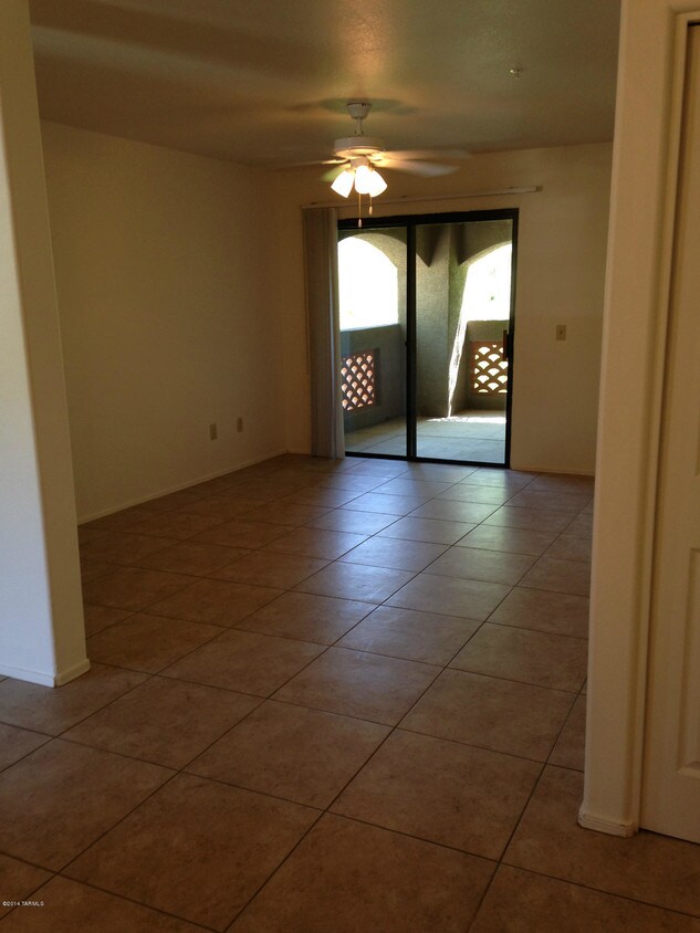 Foto principal - 5751 N Kolb Rd