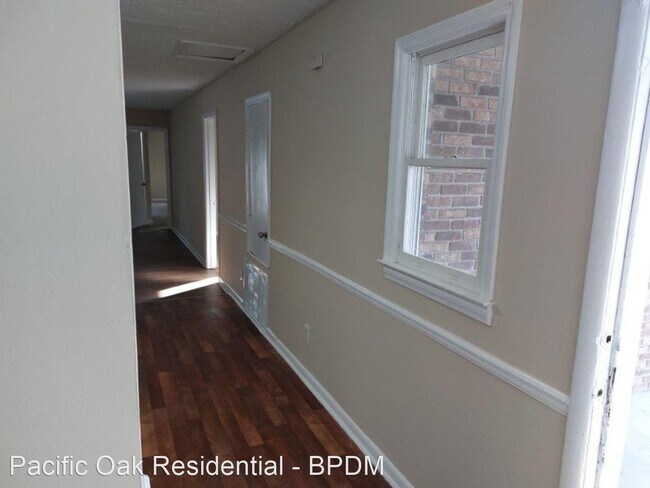 Building Photo - 4 br, 3 bath House - 3500 Ruben St