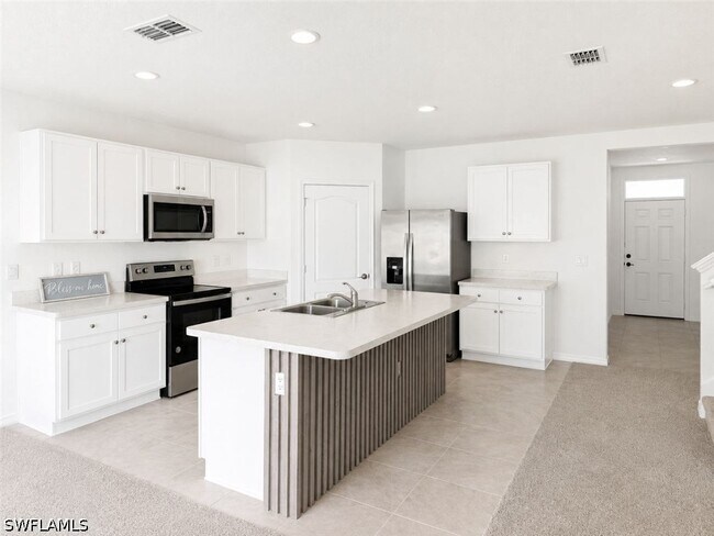 Foto del edificio - 2736 Dumont Ln