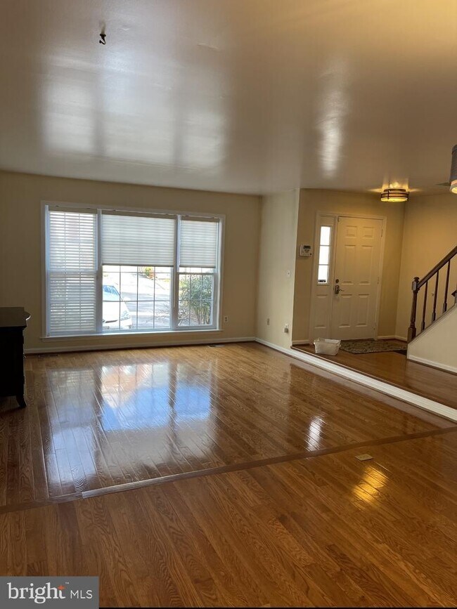 Foto del edificio - 8215 Southwater Ct