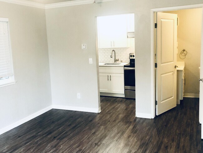 Building Photo - 9679 Soquel Dr