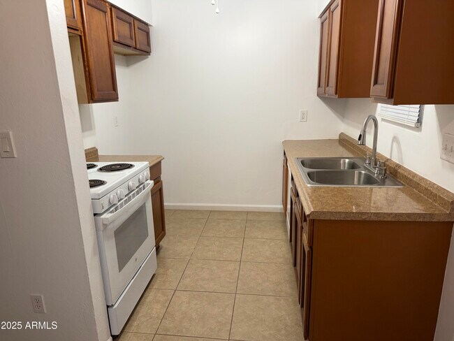 Foto del edificio - 7130 N 54th Ave