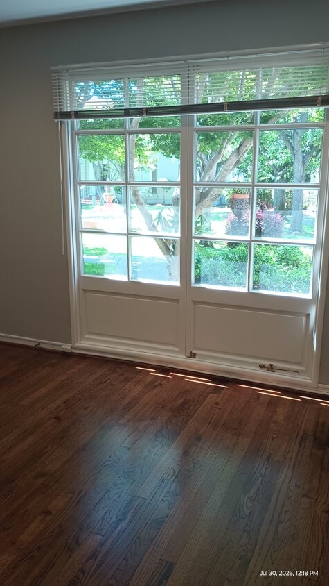 Photo - 1165 Broadway (Alameda, CA)