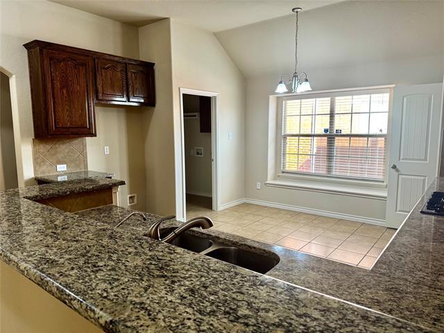 Foto del edificio - 4913 Lasso Ln