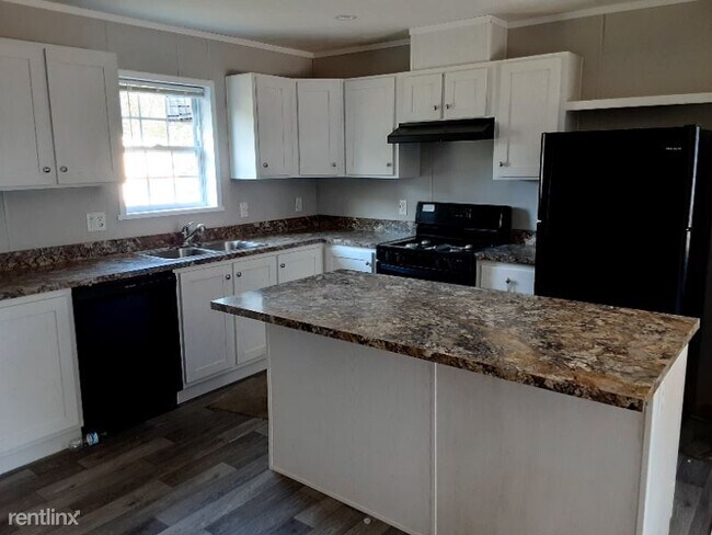 Building Photo - 3 br, 2 bath House - 1870 Kochville Rd