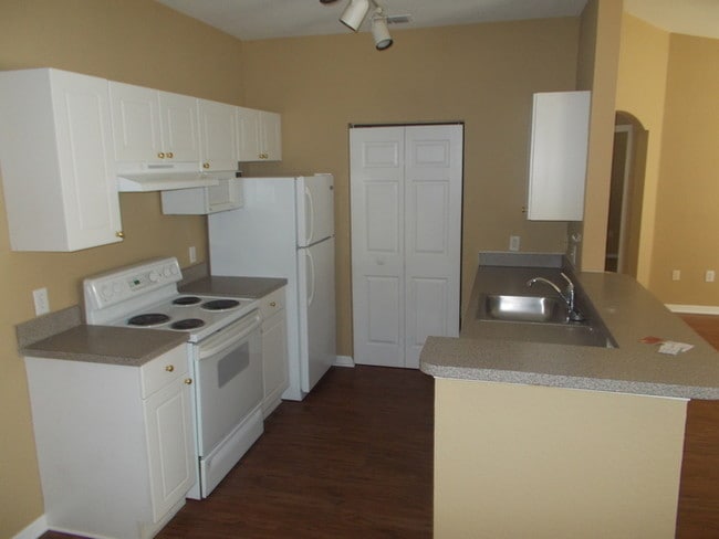 Foto del edificio - 856 Grand Regency Pointe