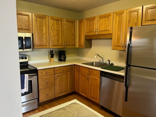 Unit 2709 Kitchen - The Pointe