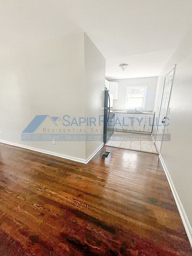 Foto del edificio - 2734 Browntown Rd NW