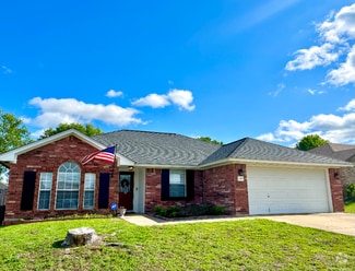 Building Photo - 4110 Embers Dr
