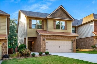 Building Photo - 317 Clover Brook Dr