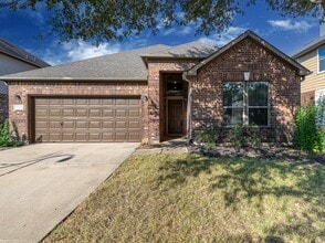 Building Photo - 11103 Avery Oaks Ln