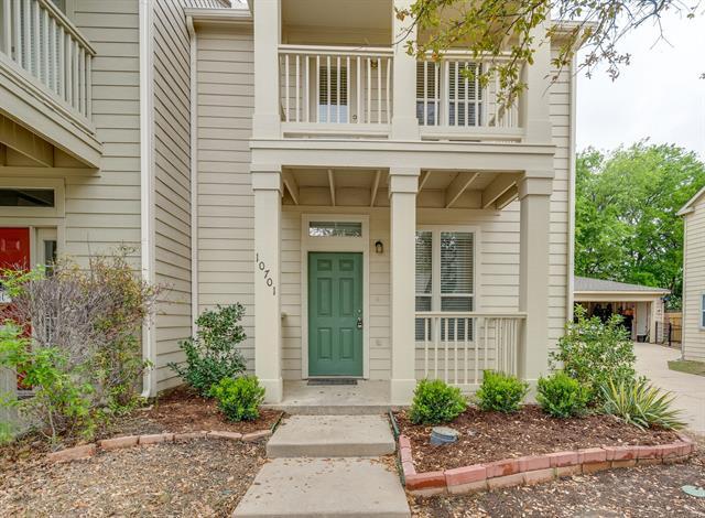 Building Photo - 10701 Traymore Dr
