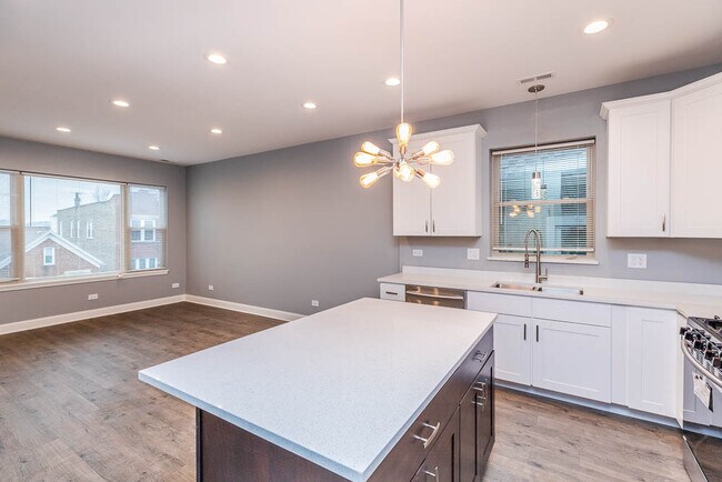 Foto del edificio - 2414 W Arthington St