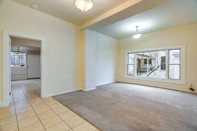 Foto del edificio - 5814 N Mississippi Ave