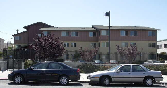 Foto del edificio - Bancroft Senior Homes