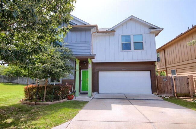 Foto del edificio - 5501 Bradford Pear Ln
