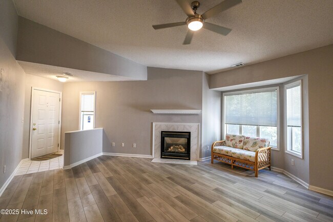 Foto del edificio - 2597 Thackery Rd