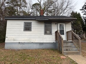 Building Photo - 1 Sanders Ct