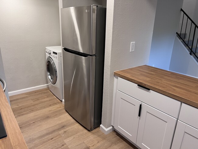 In unit washer and dryer - 7602 N 61st Ave