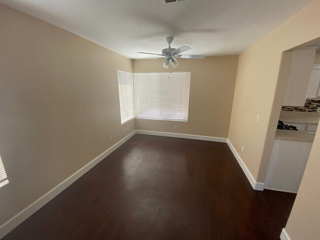 Foto del edificio - Wonderful 4 bed/2.5 bath home located in W...