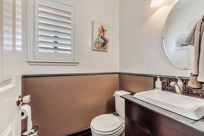 Foto del edificio - 445 E Dunne Ave